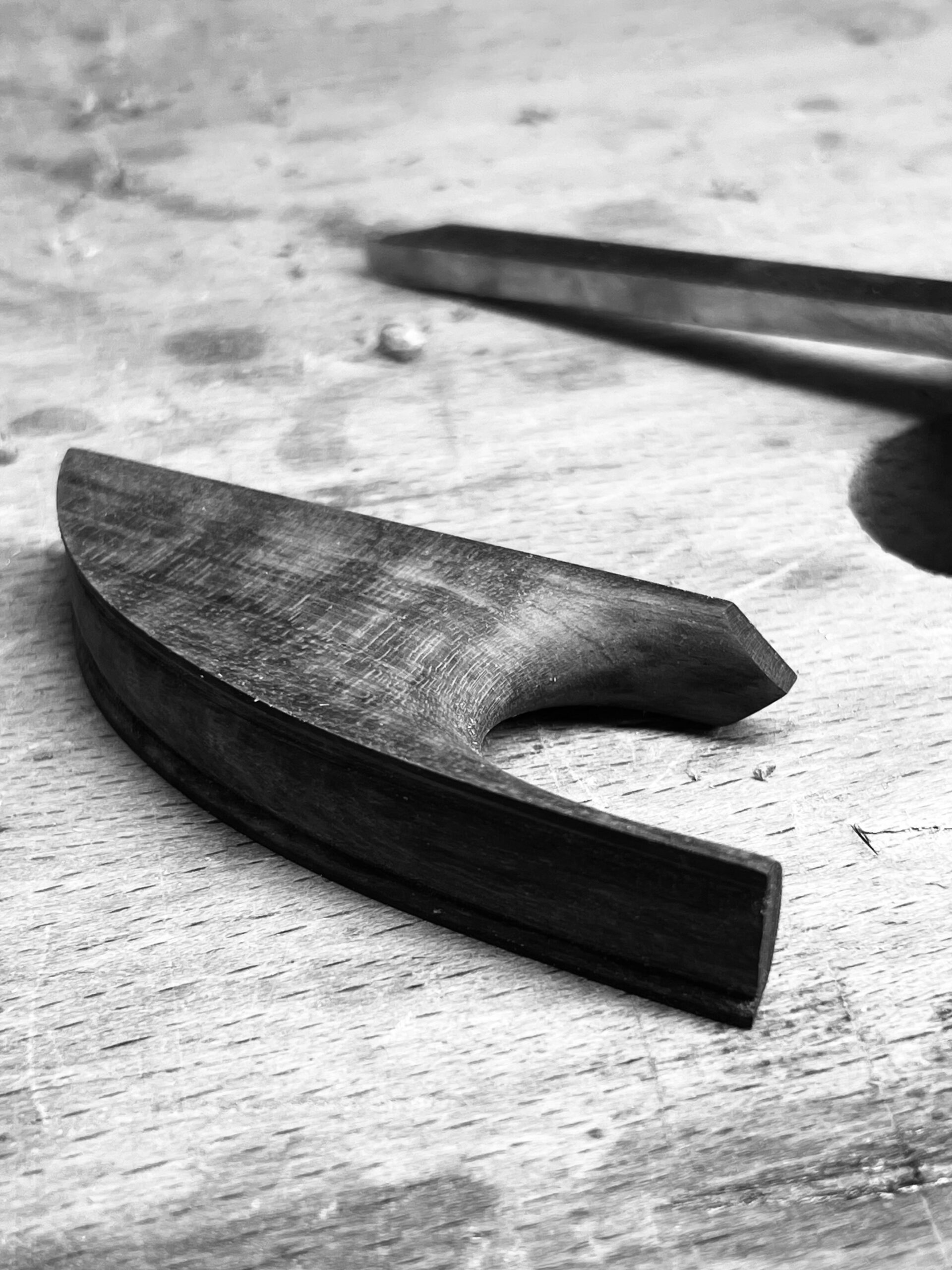 Violin bow frog, snakewood, wood shavings, violin bow clip-in frog, short bow, early bow, early music