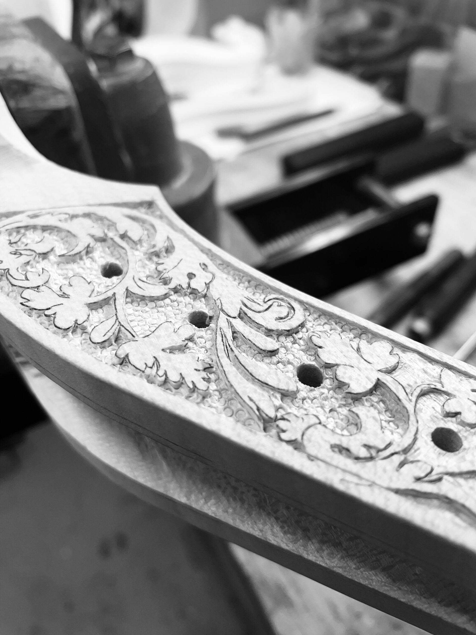 Purfling, Henry Jaye, London, Southwark, Bass viol back, English viol, consort, viol consort, Nails, Forged nails, Consort bass, Bass viol, soundpost plate, original label Carving pegbox, 6 string, all gut stringing, gut strings, pegbox